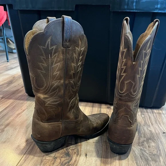 Ariat Brown Heeled Boots - Picture 6 of 8